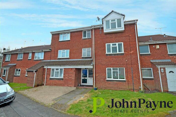 2 Bedroom Apartment To Rent In Linstock Way, Aldermans Green, Coventry, West Midlands, CV6