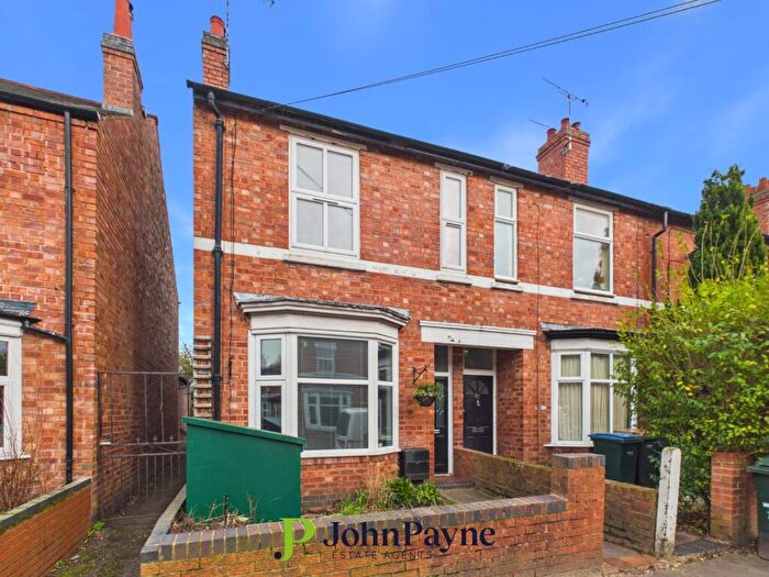 4 Bedroom End Of Terrace House For Sale In Stanley Road, Earlsdon, Coventry, CV5