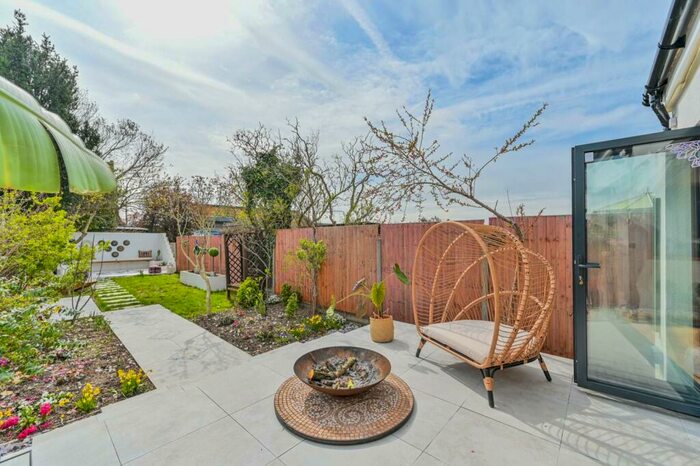 3 Bedroom Semi-Detached House To Rent In Aylands Road, Enfield, , Enfield Wash, Enfield, EN3