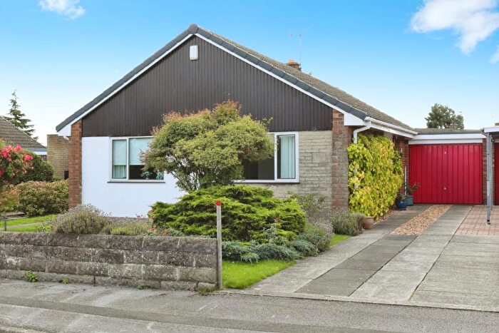 3 Bedroom Bungalow For Sale In Brandsmere Drive, Woodsetts, Worksop, South Yorkshire, S81