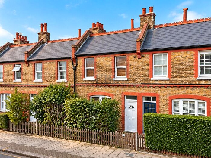 3 Bedroom Terraced House For Sale In Lordship Lane, London, N17