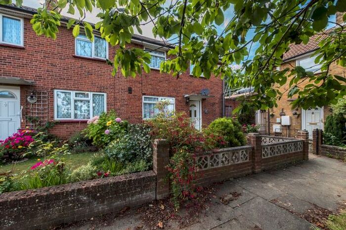 1 Bedroom Property To Rent In Shipman Avenue, Canterbury, CT2