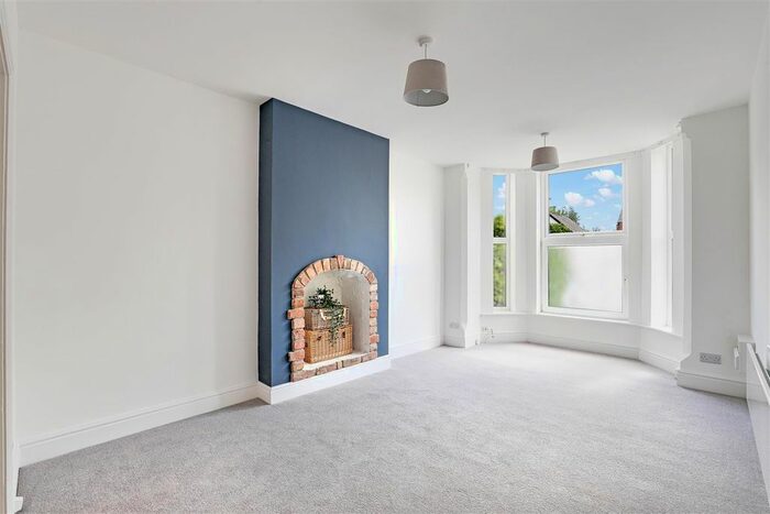 1 Bedroom Flat To Rent In Millicent Road, West Bridgford, Nottinghamshire, NG2