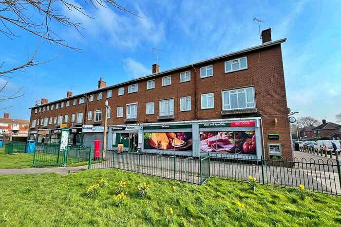 3 Bedroom Maisonette To Rent In Waterloo, BH17