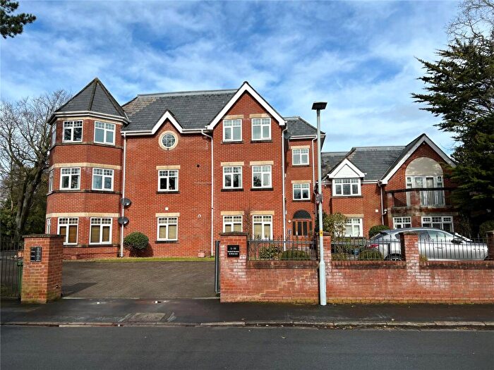 3 Bedroom Flat For Sale In Wicks Lane, Formby, Liverpool, Merseyside, L37