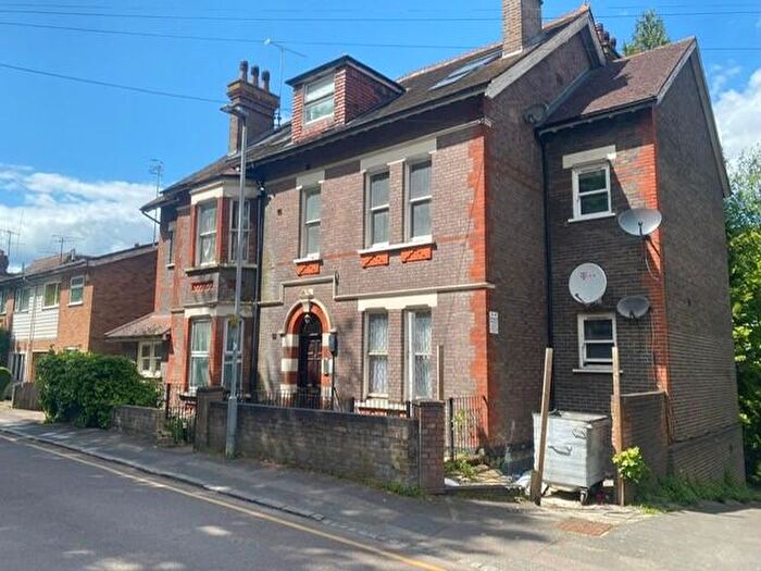 2 Bedroom Flat To Rent In Downs Road, Luton, LU1