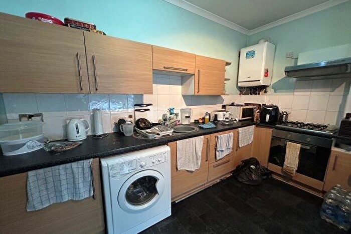 1 Bedroom Flat To Rent In Chester Road, Sutton Coldfield, B73