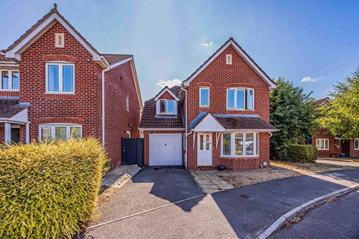 3 Bedroom Detached House For Sale In Kingfisher Drive, Westbourne, PO10