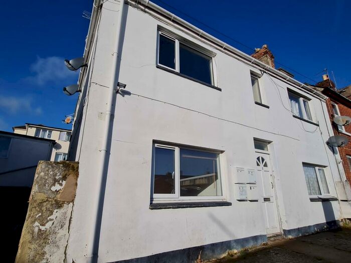 1 Bedroom Apartment To Rent In Grafton Lane, Sandown, PO36