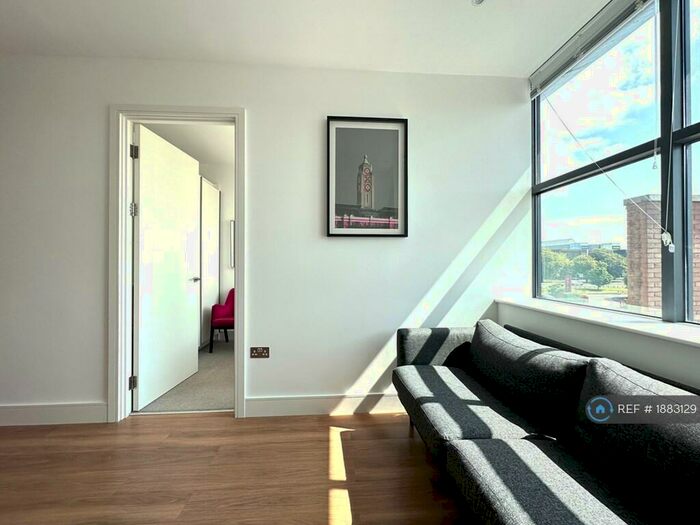 1 Bedroom Flat To Rent In Atria House, Slough, SL1