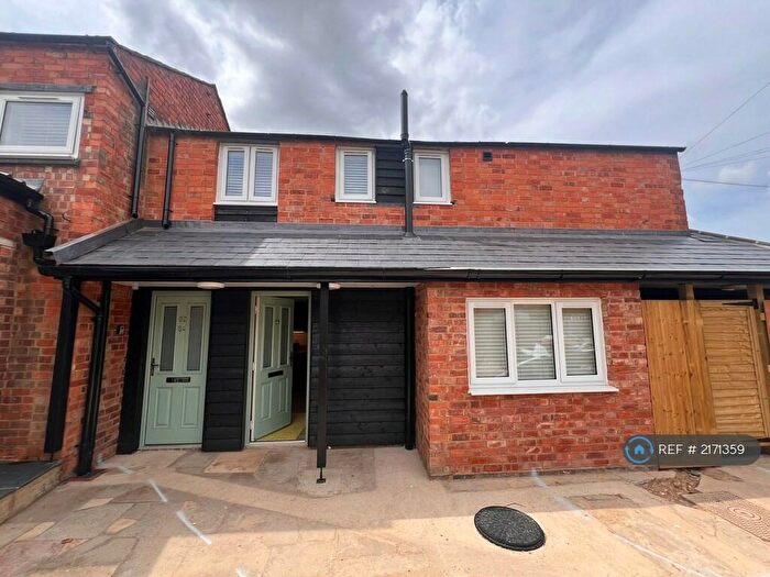 1 Bedroom Flat To Rent In Green Lane, Milton Keynes, MK12