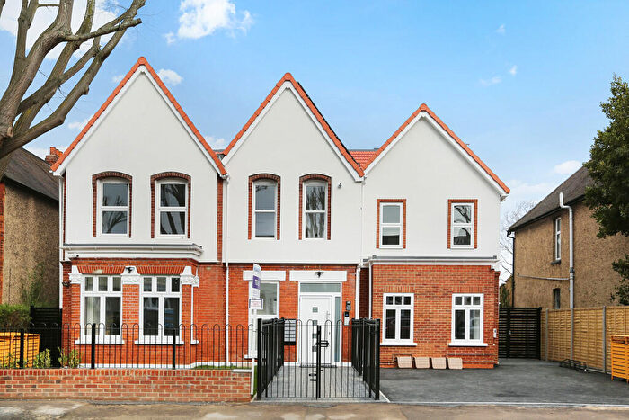 4 Bedroom Flat To Rent In New Build Bedroom Flat To Rent In Carshalton, SM5