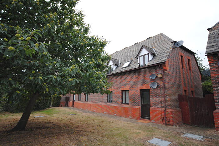 1 Bedroom Ground Maisonette To Rent In Canvey Walk, Springfield, Chelmsford, Essex, CM1