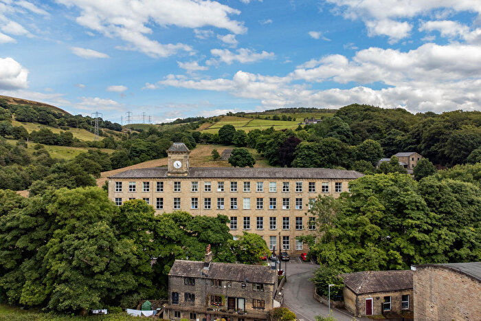2 Bedroom Apartment For Sale In Rishworth Mill, Rishworth, HX6