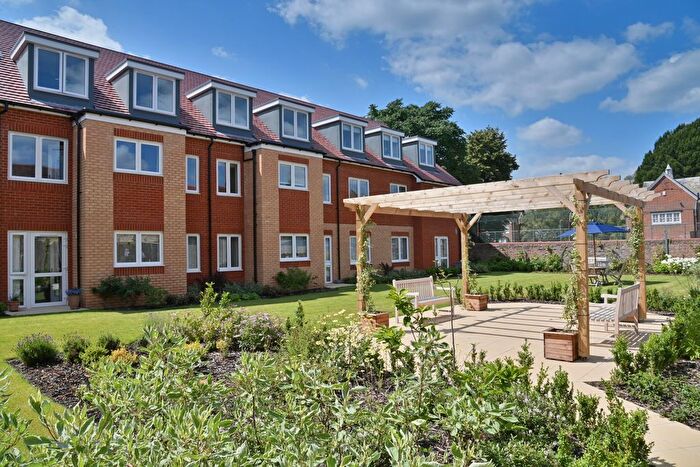 1 Bedroom Flat For Sale In Ock Street, Abingdon, Oxfordshire, OX14