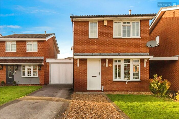 3 Bedroom Link Detached House For Sale In Leighton View, Crewe, Cheshire, CW1
