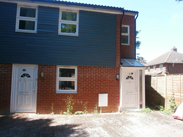 1 Bedroom Flat To Rent In Hosker Close, Oxford, OX3