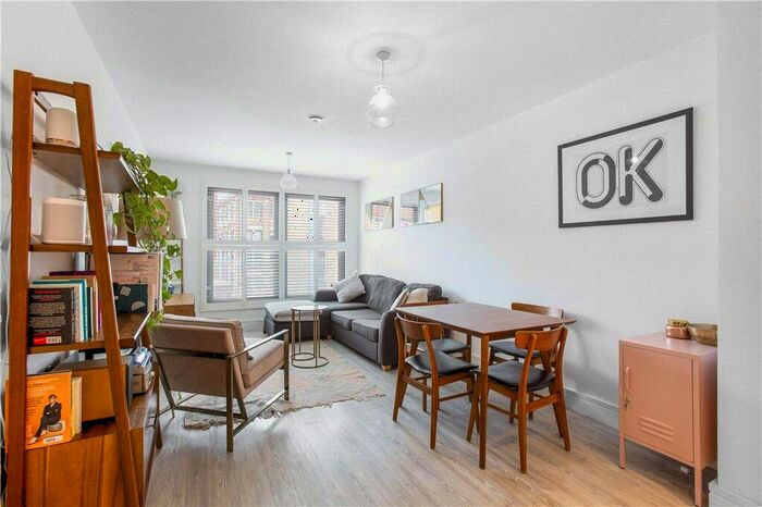 1 Bedroom Apartment To Rent In Boleyn Road, London, N16