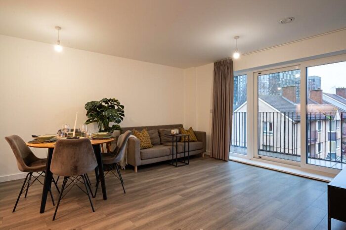 2 Bedroom Flat To Rent In Flat, Sherborne Street, Birmingham, B16