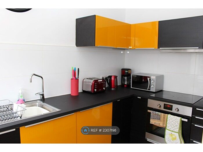 1 Bedroom Flat To Rent In East Fountainbridge, Edinburgh, EH3