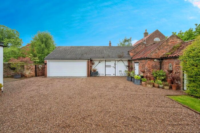 4 Bedroom Detached House For Sale In River Lane, Misson, Doncaster, DN10
