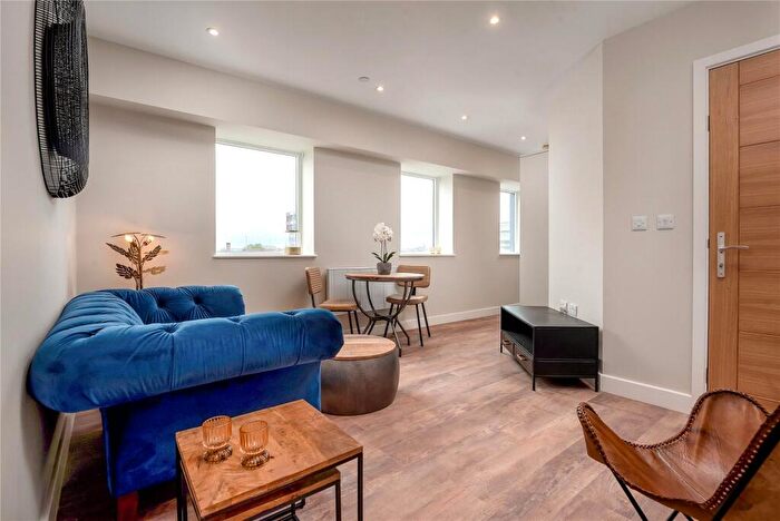 1 Bedroom Apartment To Rent In Burleys Way, Leicester, LE1