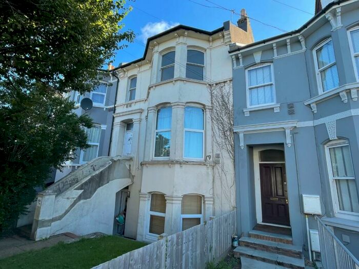 2 Bedroom Flat To Rent In Trafalgar Road, Portslade, Brighton, BN41