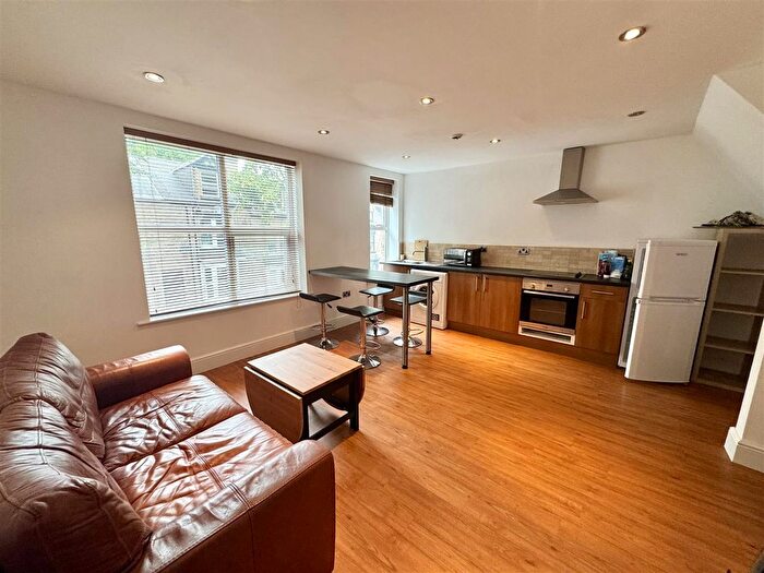 1 Bedroom Flat To Rent In Raven Road, Sheffield, S7