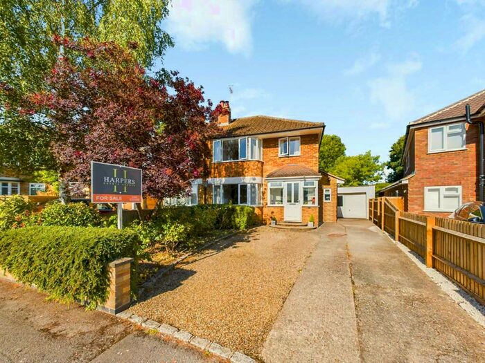 3 Bedroom Semi-Detached House For Sale In Thornton Crescent, Wendover, HP22