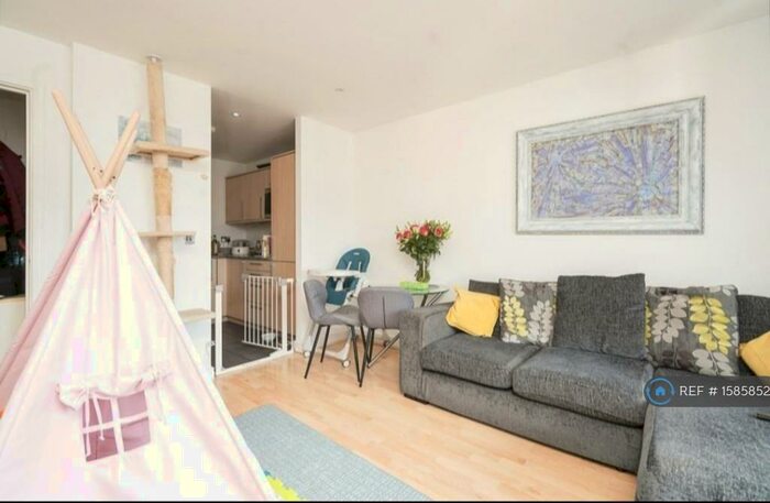 1 Bedroom Flat To Rent In Westgate Apartments, London, E16