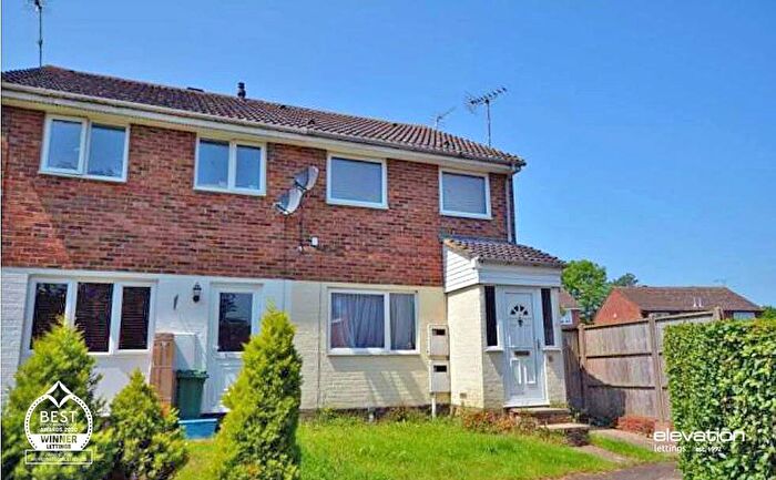 Apartment To Rent In Carroll Close, Newport Pagnell, MK16