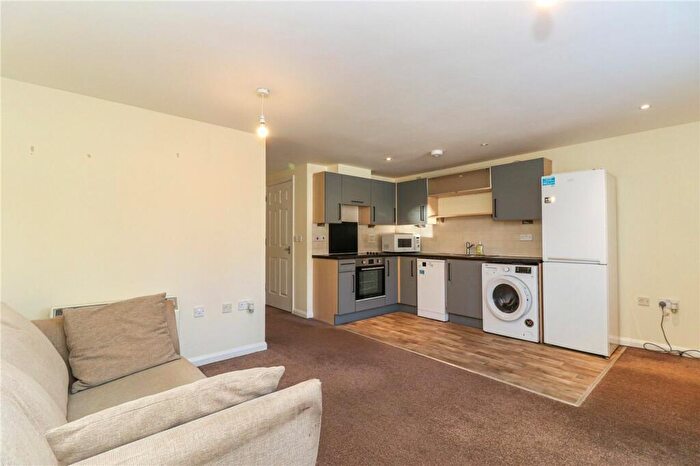 1 Bedroom Maisonette To Rent In Fourdrinier Way, Hemel Hempstead, HP3