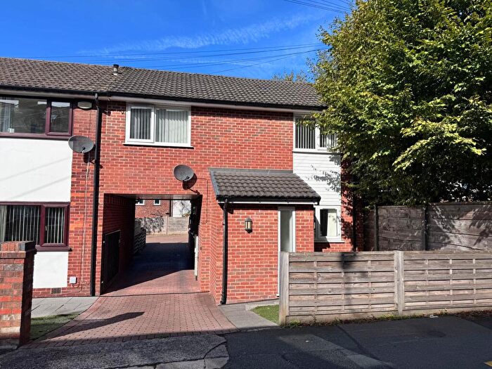 3 Bedroom End Of Terrace House For Sale In Thomas Street, Bredbury, SK6