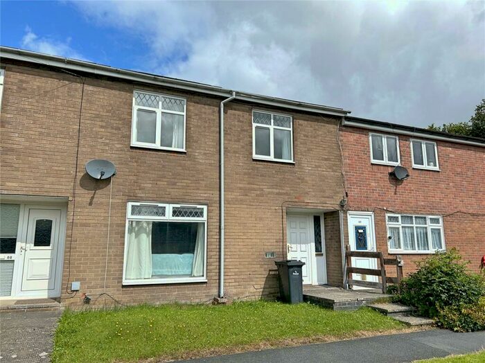 3 Bedroom Terraced House For Sale In Brynheulog, Rhayader, Powys, LD6