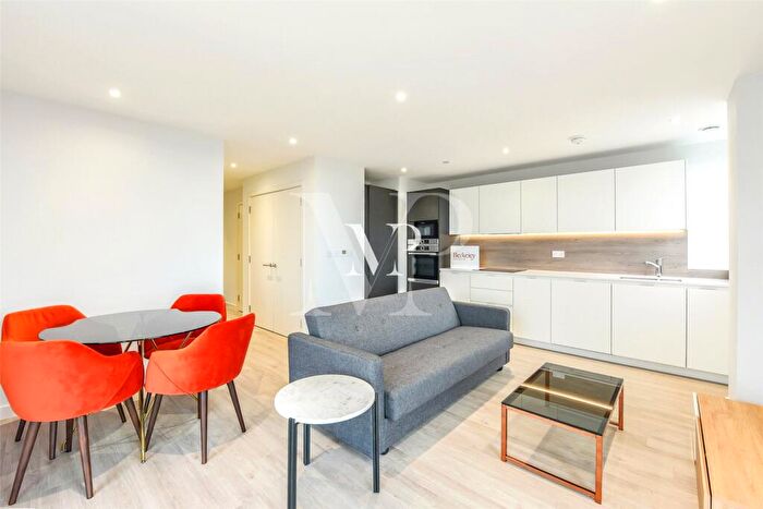 1 Bedroom Apartment To Rent In Sandpiper Building, Newnton Close, London, N4
