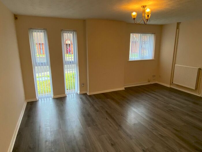 2 Bedroom Bungalow For Sale In Thornbeck Close, Croxteth Park