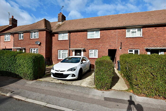 2 Bedroom End Of Terrace House For Sale In St. Pauls Road, Basingstoke, RG22