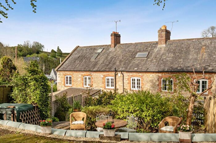 3 Bedroom Terraced House For Sale In Bath Terrace, Wincanton, BA9