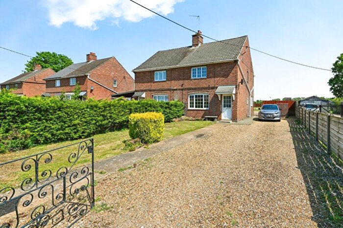 3 Bedroom Semi-Detached House For Sale In St. Marys Terrace, Middleton, King's Lynn, Norfolk, PE32