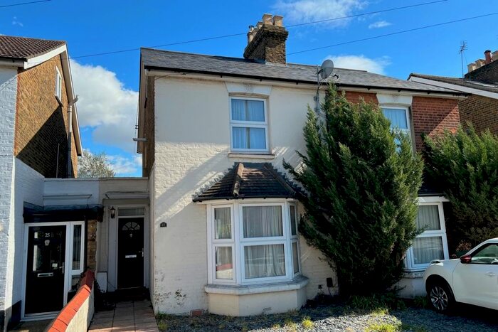 2 Bedroom Semi-Detached House To Rent In Laleham Road, Staines, TW18