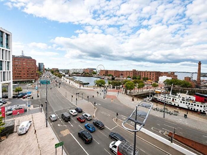 3 Bedroom Flat To Rent In Strand Street, Liverpool, L1