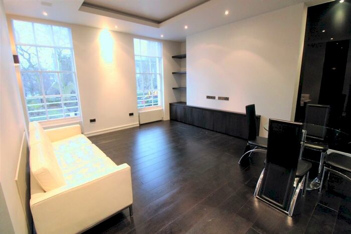 2 Bedroom Flat To Rent In Myddelton Square, London, EC1R