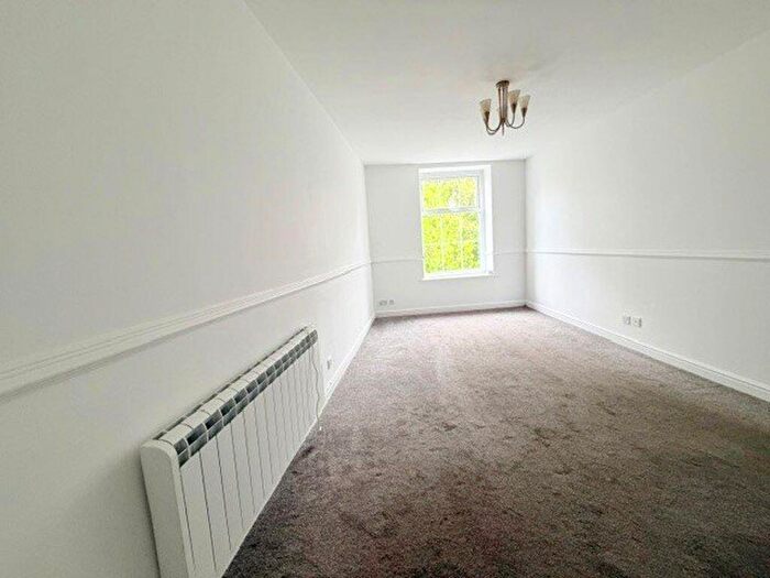 1 Bedroom Flat To Rent In Georges Crt, Macclesfield, SK11