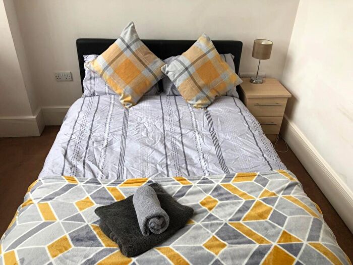 2 Bedroom Apartment To Rent In Newhall Street, Birmingham, B3