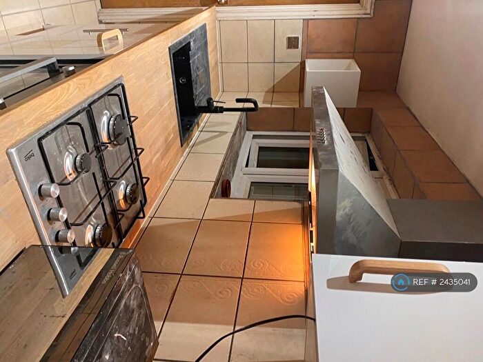 3 Bedroom Terraced House To Rent In The Grove, Swanscombe, DA10