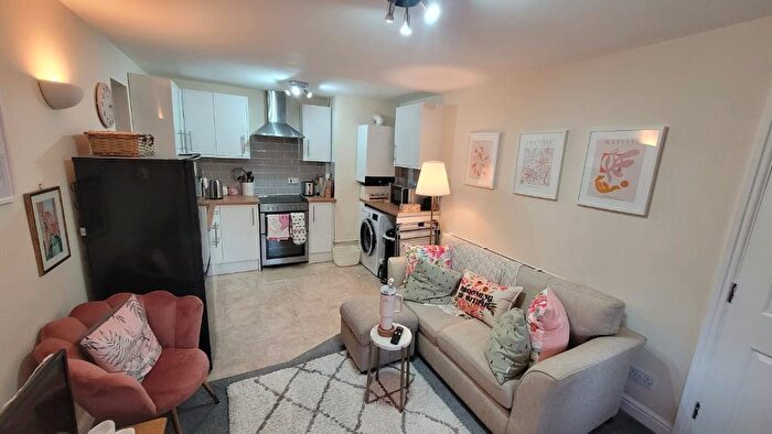 1 Bedroom Flat To Rent In Margaret Road, Harborne, Birmingham, B17