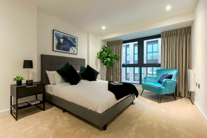 2 Bedroom Flat To Rent In Herschel Street, SL1