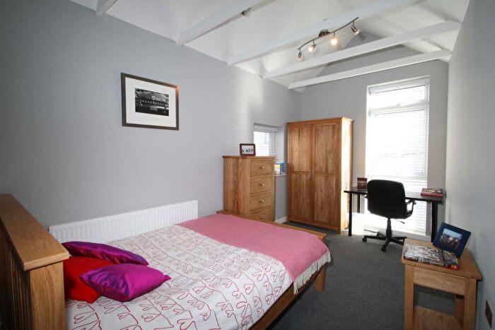 6 Bedroom Terraced House To Rent In Lenton Boulevard, Nottingham, NG7