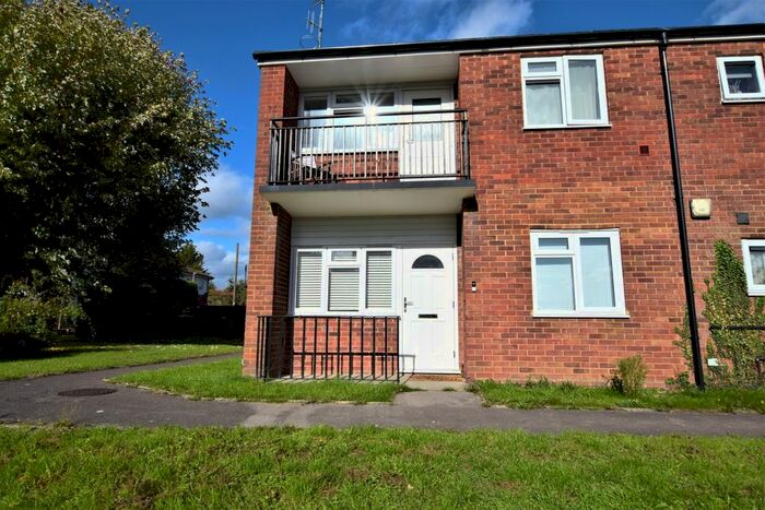 1 Bedroom Maisonette To Rent In Chestnut Crescent, Shinfield, Reading, Berkshire, RG2