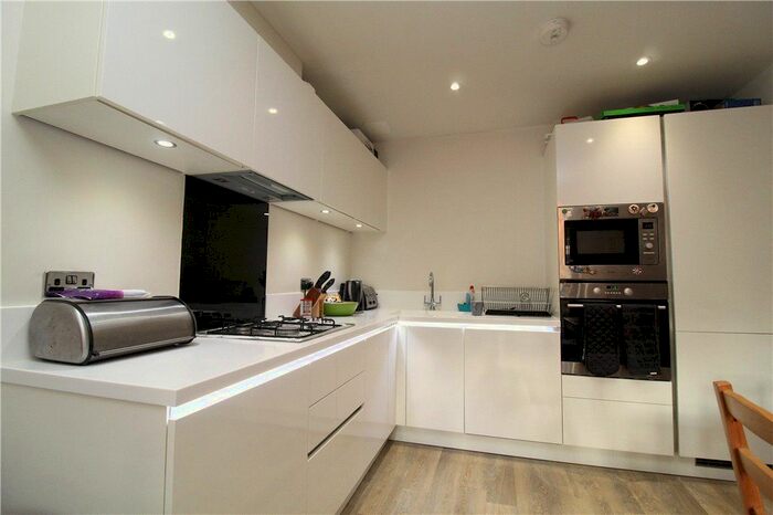 1 Bedroom Flat To Rent In Radcliffe Road, Croydon, CR0